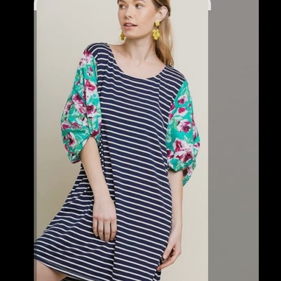 Umgee Dresses & Skirts - Umgee Navy Blue Green Pink Floral Puff Sleeve Dress Size Small